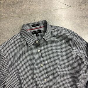 Banana Republic Men's Black and White Checkered Shirt Size Medium